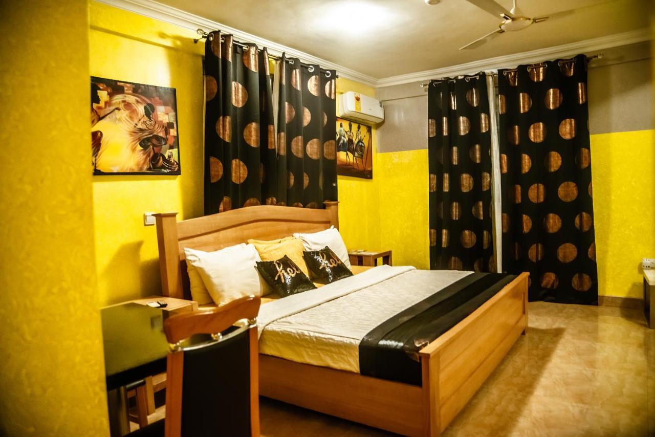 Homey Lodge Kumasi Ngoại thất bức ảnh
