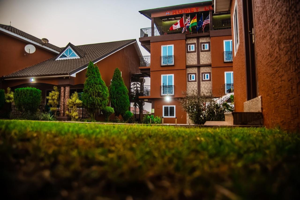 Homey Lodge Kumasi Ngoại thất bức ảnh