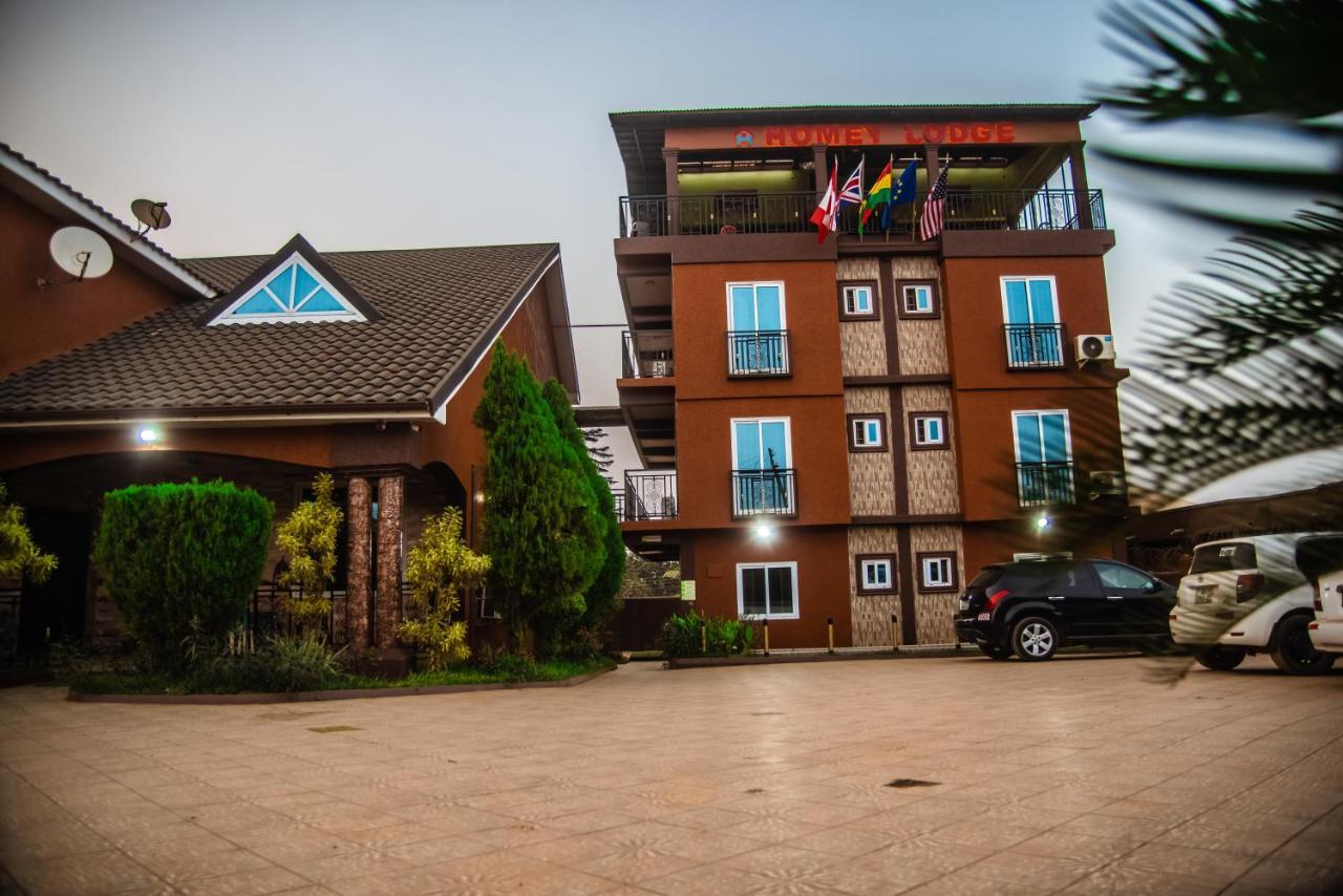 Homey Lodge Kumasi Ngoại thất bức ảnh
