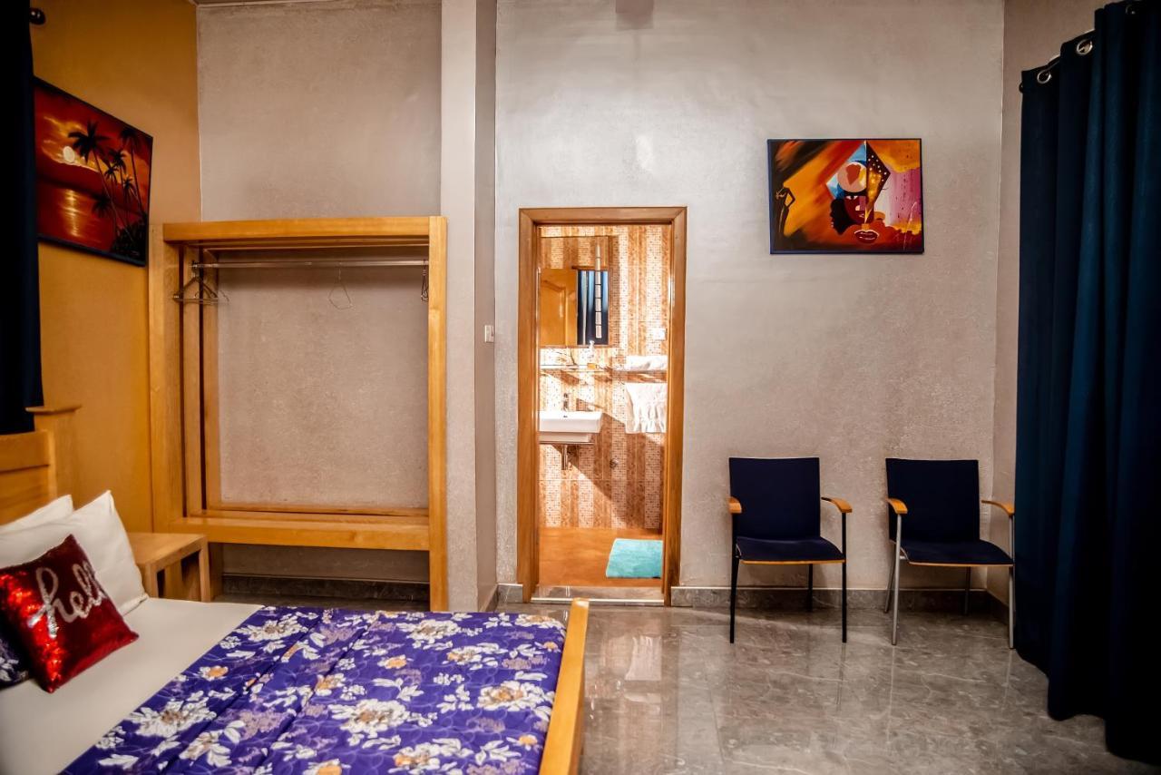 Homey Lodge Kumasi Ngoại thất bức ảnh