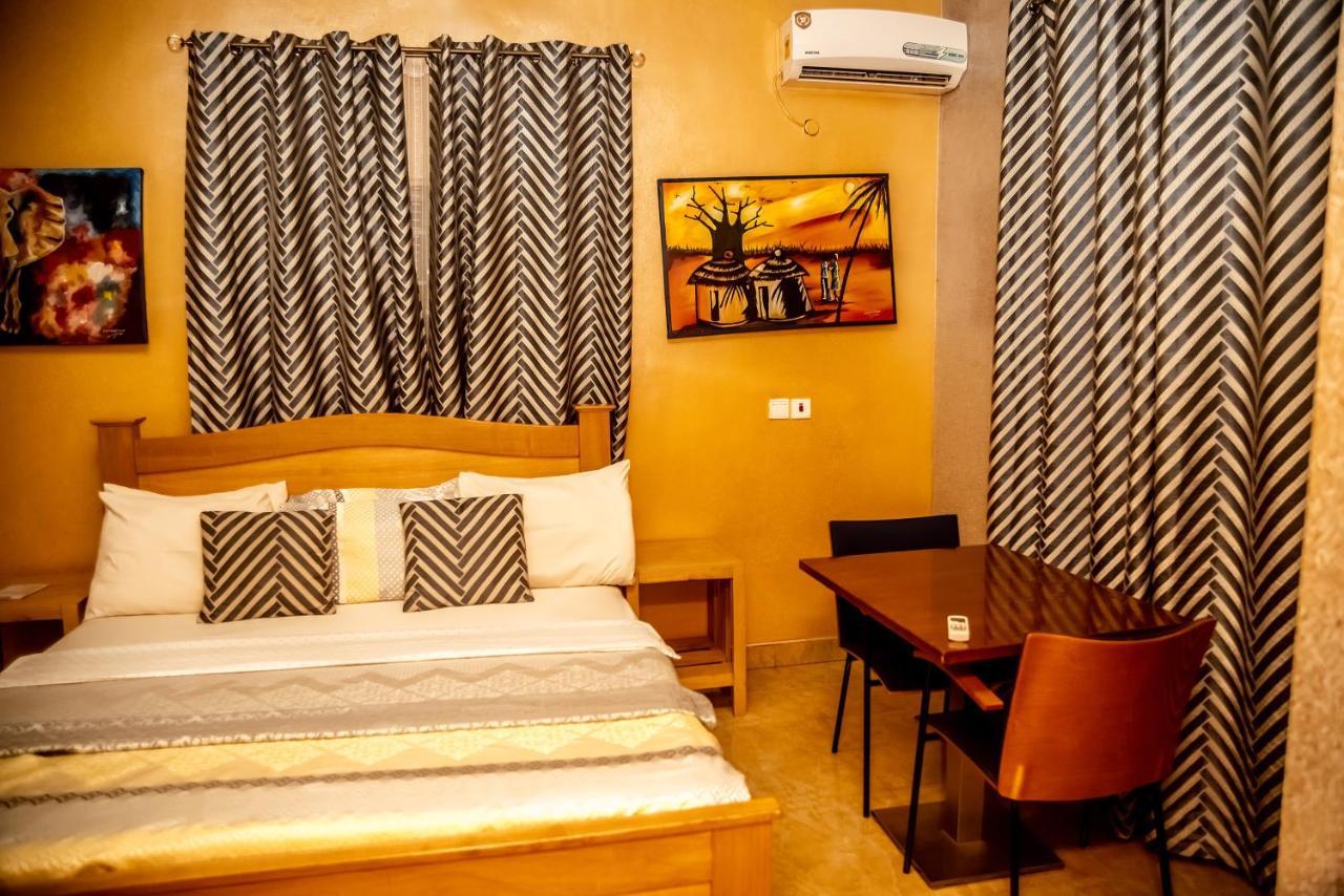 Homey Lodge Kumasi Ngoại thất bức ảnh