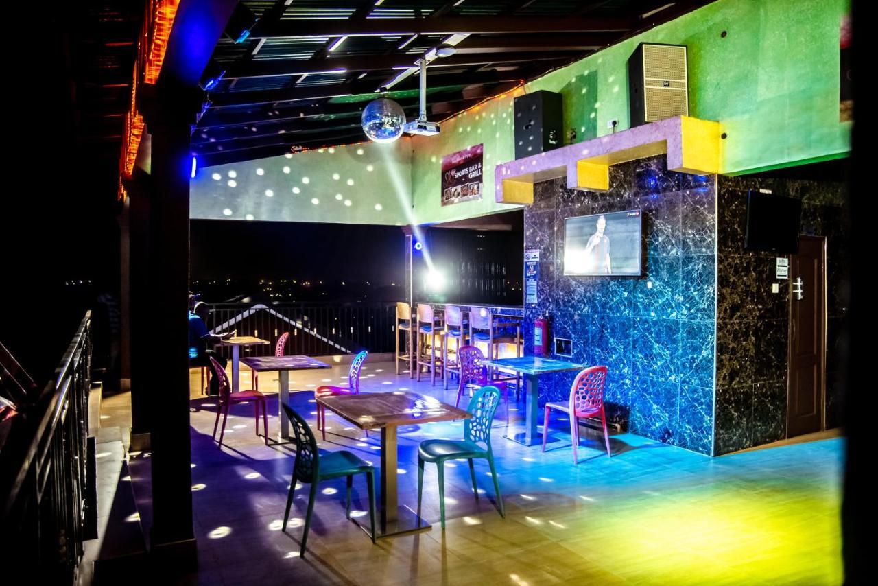 Homey Lodge Kumasi Ngoại thất bức ảnh