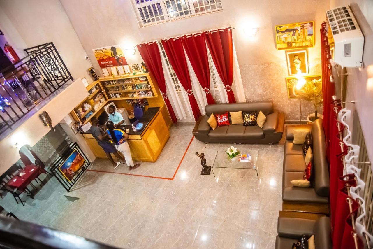 Homey Lodge Kumasi Ngoại thất bức ảnh
