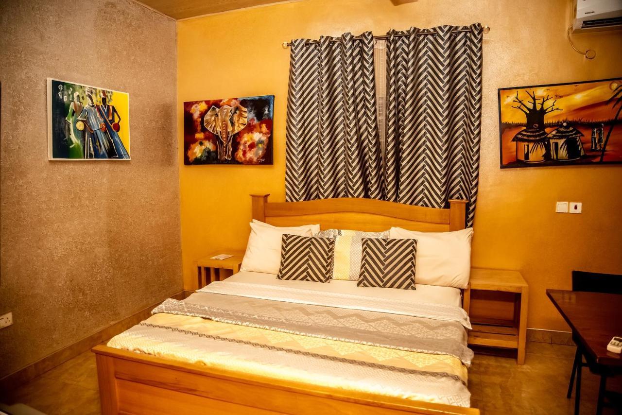 Homey Lodge Kumasi Ngoại thất bức ảnh