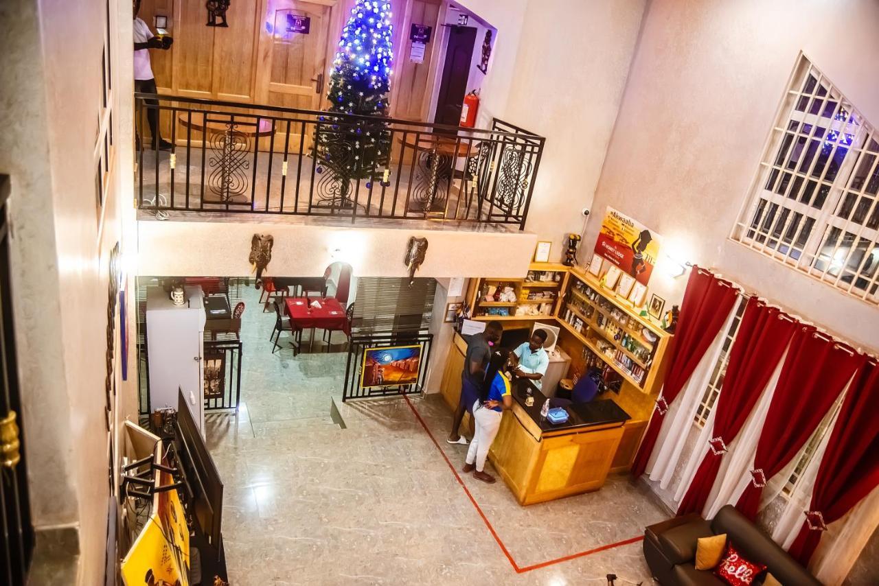 Homey Lodge Kumasi Ngoại thất bức ảnh