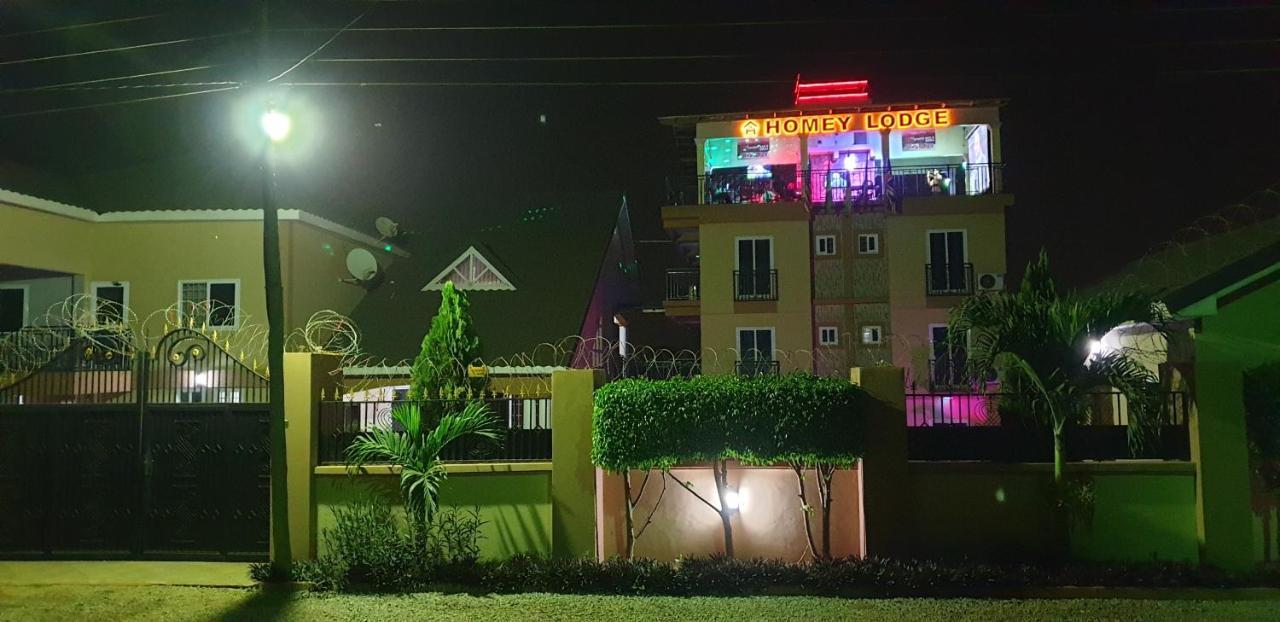 Homey Lodge Kumasi Ngoại thất bức ảnh